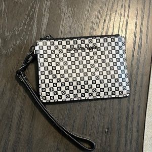 Michael Kors coin wallet with wristlet